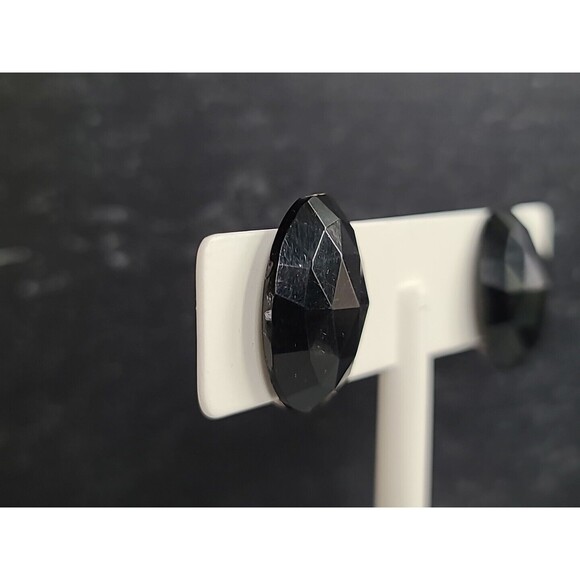 Black Oval Screwback Earrings Vintage, READ USED - Picture 6 of 10